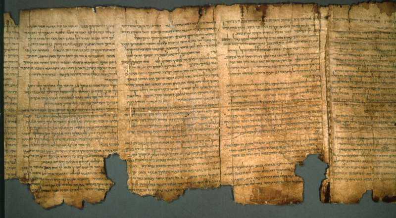 The Great Isaiah Scroll (1QIsaᵃ, c. 125 BC)